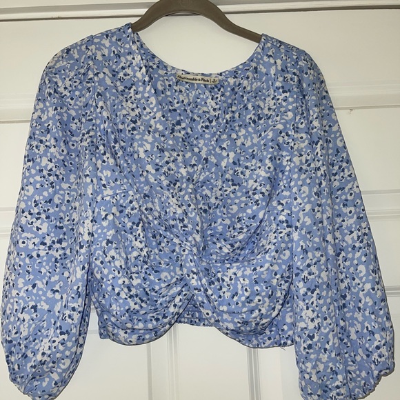 Abercrombie crop - Picture 4 of 4